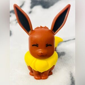 2016 VTG Eevee (Pokemon) Figurine/McDonalds Happy Meal Promotional Toy